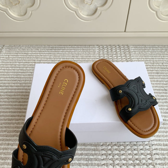 CELINE 26S TRIOMPHE SLIDE SANDALS IN BLACK CALFSKIN WITH TAN BROWN FOOTBED
