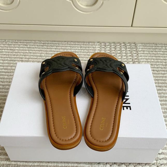 CELINE 26S TRIOMPHE SLIDE SANDALS IN BLACK CALFSKIN WITH TAN BROWN FOOTBED