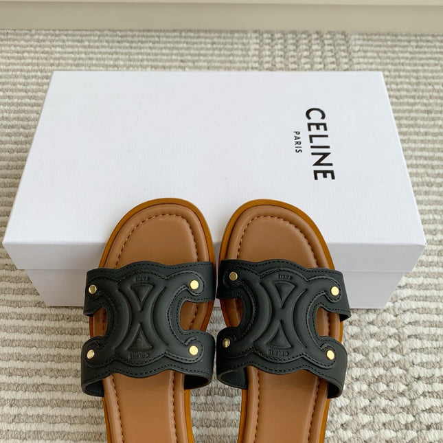 CELINE 26S TRIOMPHE SLIDE SANDALS IN BLACK CALFSKIN WITH TAN BROWN FOOTBED
