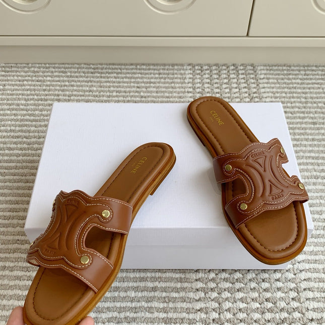 CELINE 26S TRIOMPHE SLIDE SANDALS IN TAN BROWN CALFSKIN
