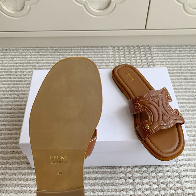 CELINE 26S TRIOMPHE SLIDE SANDALS IN TAN BROWN CALFSKIN