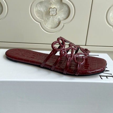 LOEWE 26S SLIDE SANDALS IN BURGUNDY RED CROC-EMBOSSED PATENT CALFSKIN