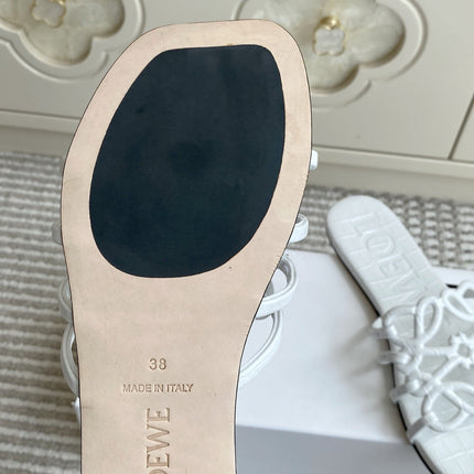 LOEWE 26S SLIDE SANDALS IN WHITE CROC-EMBOSSED CALFSKIN