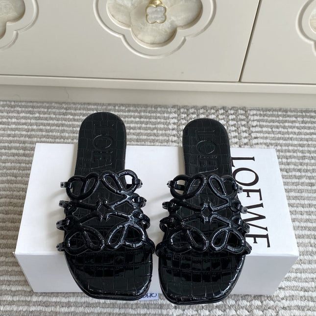 LOEWE 26S SLIDE SANDALS IN BLACK CROC-EMBOSSED PATENT CALFSKIN
