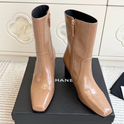 CHANEL 26S HIGH HEEL ANKLE BOOTS 70 MM IN BEIGE CALFSKIN SQUARE TOE