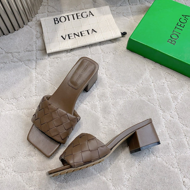 BOTTEGA VENETA 26S SQUARE-TOE HIGH-HEEL SANDALS 50 MM IN DARK BROWN LAMBSKIN