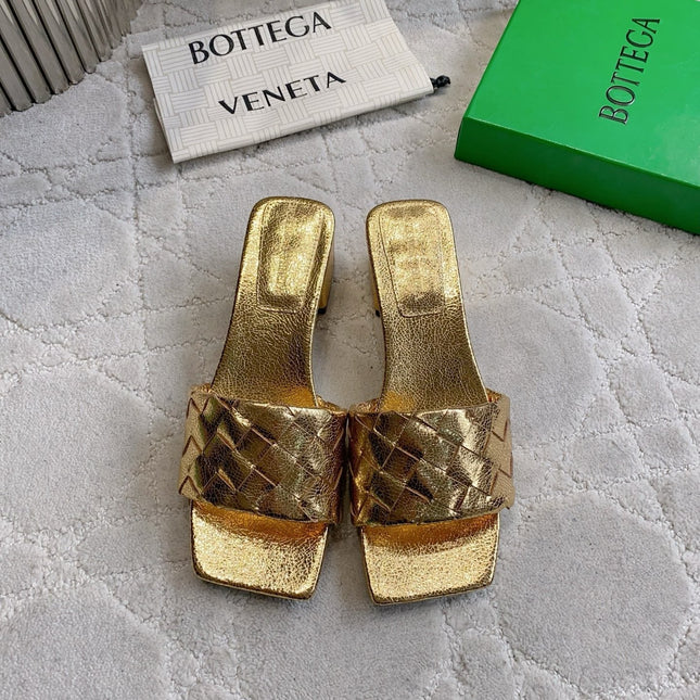 BOTTEGA VENETA 26S SQUARE-TOE HIGH-HEEL SANDALS 50 MM IN GOLD LAMBSKIN