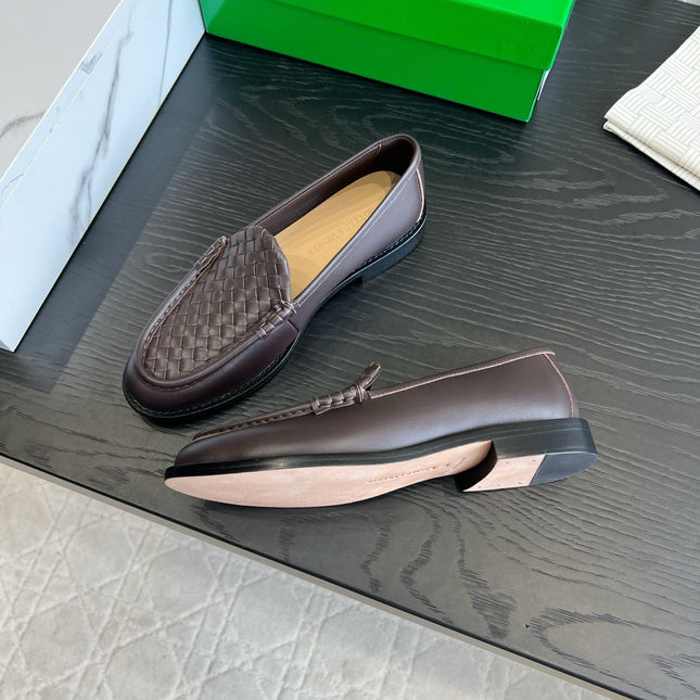 BOTTEGA VENETA 26S WOVEN LOAFERS IN DARK BROWN LAMBSKIN