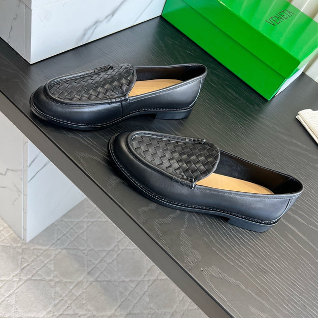 BOTTEGA VENETA 26S WOVEN LOAFERS IN BLACK LAMBSKIN