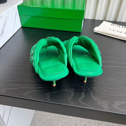 BOTTEGA VENETA 26S HIGH-HEEL THONG SANDALS 50 MM IN GREEN LAMBSKIN