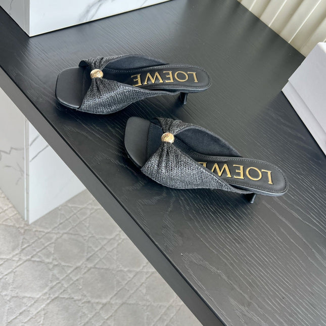 LOEWE 26S HIGH-HEEL SANDALS 45 MM IN BLACK RAFFIA AND LAMBSKIN