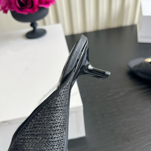 LOEWE 26S HIGH-HEEL SANDALS 45 MM IN BLACK RAFFIA AND LAMBSKIN