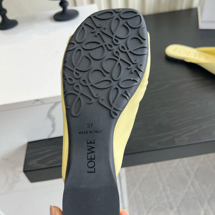 LOEWE 26S SANDALS IN LIGHT YELLOW LAMBSKIN