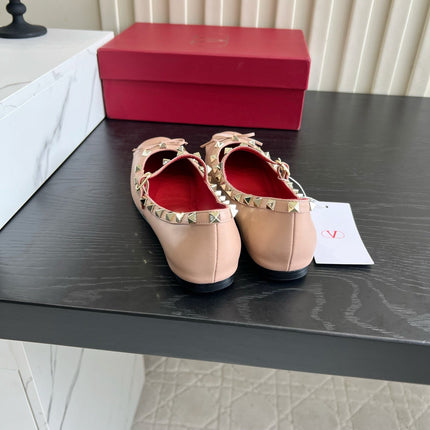 VALENTINO 26S STUD-EMBELLISHED MARY JANE IN NUDE CALFSKIN