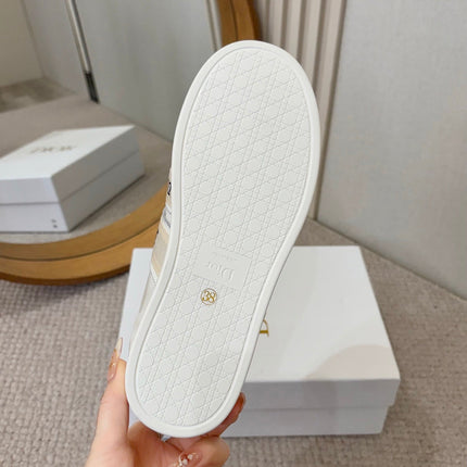 DIOR 26S SNEAKERS IN CREAM WHITE SUEDE