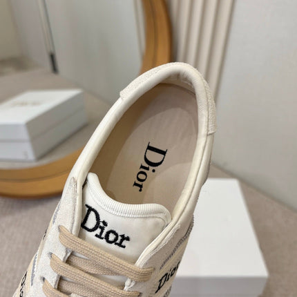DIOR 26S SNEAKERS IN CREAM WHITE SUEDE