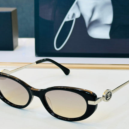 CHANEL 26S OVAL FRAME IN ACETATE 404685