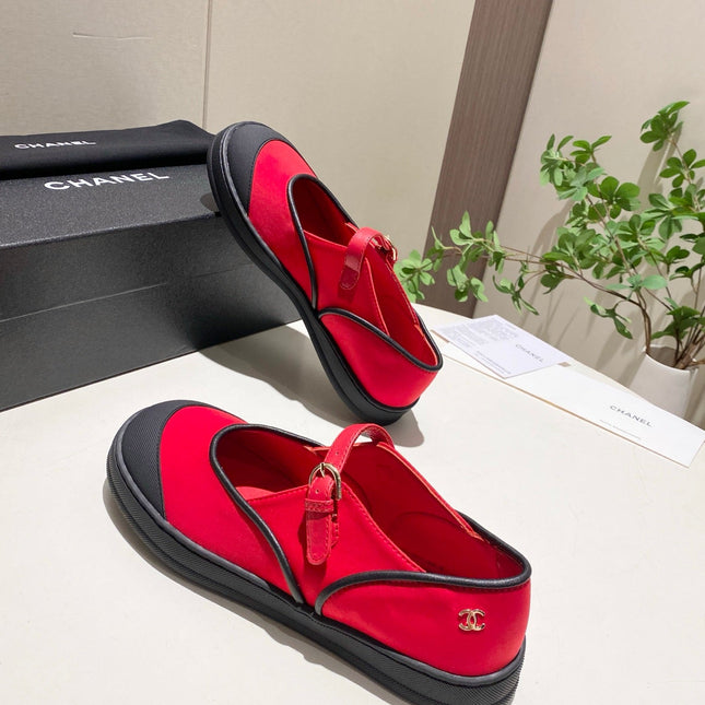 CHANEL 26S MARY JANE FLAT IN BLACK MIX RED FABRIC AND LAMBSKIN
