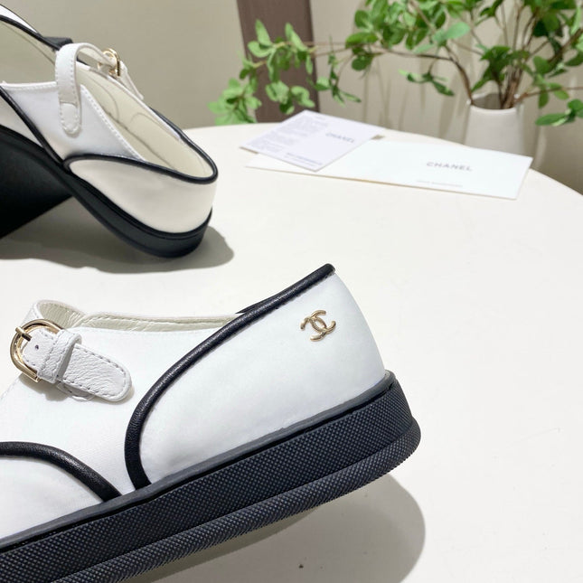 CHANEL 26S MARY JANE FLAT IN BLACK MIX WHITE FABRIC AND LAMBSKIN