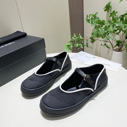 CHANEL 26S MARY JANE FLAT IN BLACK FABRIC AND LAMBSKIN