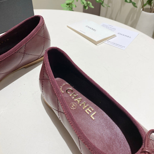 CHANEL 26S FLATS IN DARK RED LAMBSKIN WITH BOW