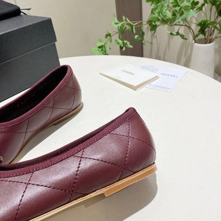 CHANEL 26S FLATS IN DARK RED LAMBSKIN WITH BOW