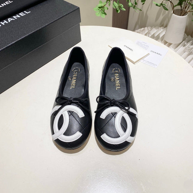 CHANEL 26S FLATS IN BLACK LAMBSKIN WITH BOW