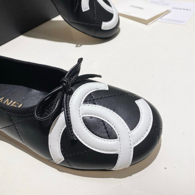CHANEL 26S FLATS IN BLACK LAMBSKIN WITH BOW