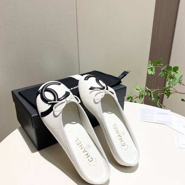 CHANEL 26S FLAT MULES IN WHITE LAMBSKIN