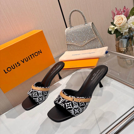 LV 26S HIGH-HEELED MULES 55 MM IN BLACK AND WHITE EMBROIDERED MONOGRAM CANVAS