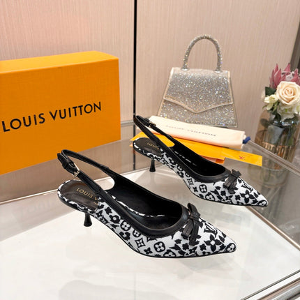 LV 26S BOW-DETAIL SLINGBACK PUMPS 55 MM IN WHITE AND BLACK MONOGRAM CANVAS