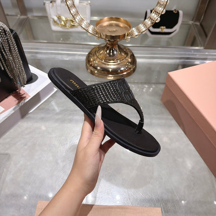 MIUMIU 26S THONG SANDALS IN BLACK RAFFIA CALFSKIN EMBOSSED LOGO
