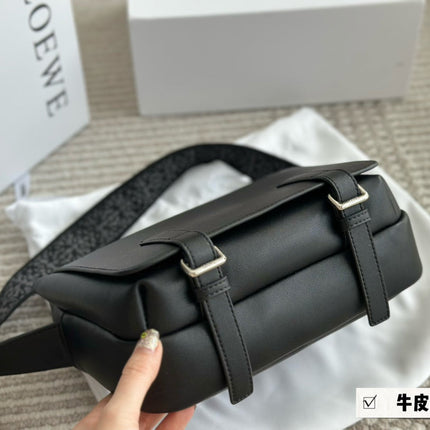 XS MILITARY MESSENGER 25 BAG IN BLACK CALFSKIN