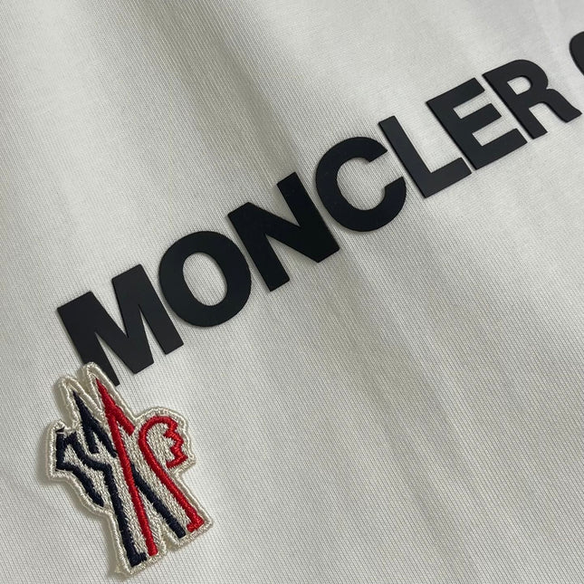 MONCLER 26S SHORT-SLEEVE T-SHIRT 686