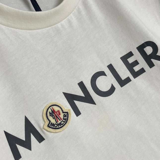 MONCLER 26S SHORT-SLEEVE T-SHIRT 688