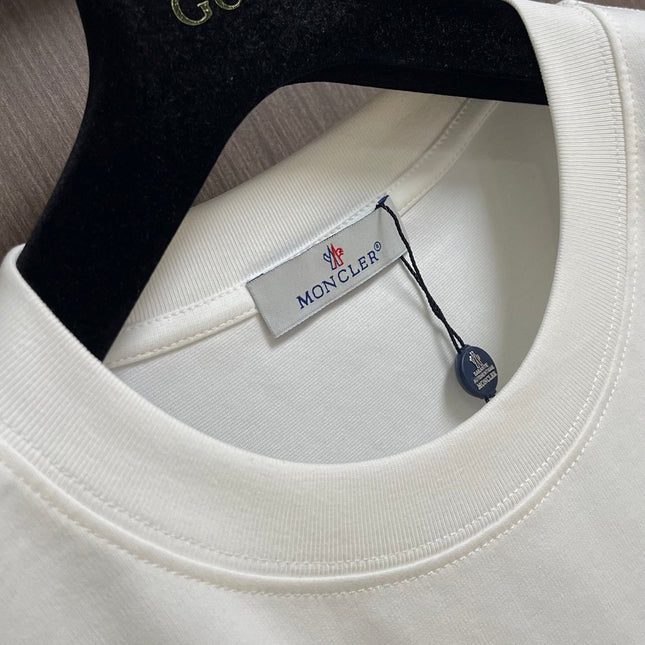 MONCLER 26S SHORT-SLEEVE T-SHIRT 676