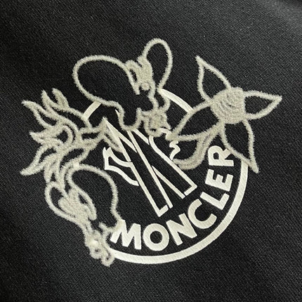 MONCLER 26S SHORT-SLEEVE T-SHIRT 680