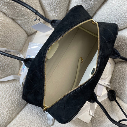 CHANEL 26S TOP HANDLE BAG MEDIUM 35 IN BLACK QUILTED SUEDE AND CALFSKIN GOLD HARDWARE