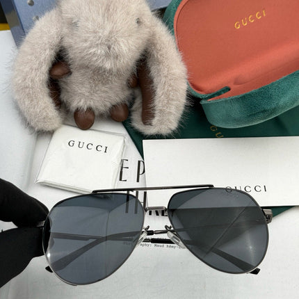 AVIATOR FRAME SUNGLASSES 575760 IN METAL