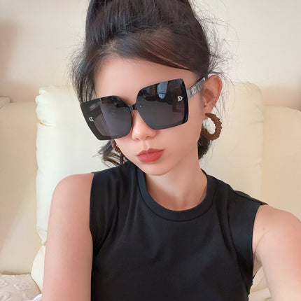 MONTAIGNE SUNGLASS D2302 IN ACETATE EMBOSSED LOGO
