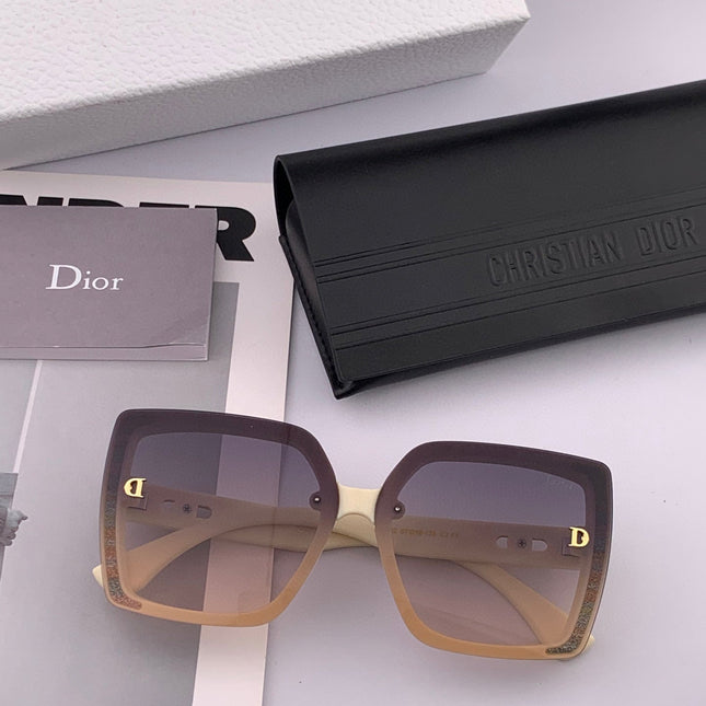 MONTAIGNE SUNGLASS D2302 IN ACETATE EMBOSSED LOGO