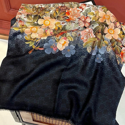 GUCCI 25S SCARF 200 IN CASHMERE 733883