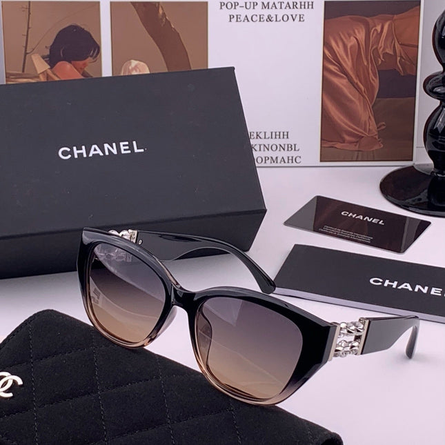 CHANEL 26S BLACK RECTANGULAR FRAME IN ACETATE 406782