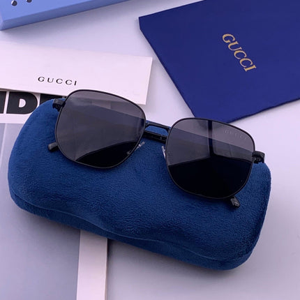 GUCCI 26S SQUARE FRAME IN METAL 424710