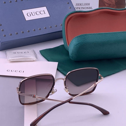 GUCCI 26S SQUARE FRAME IN ACETATE 426561