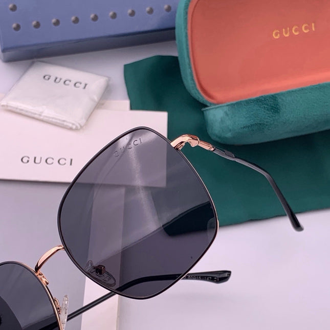 GUCCI 26S SQUARE FRAME IN METAL 426413