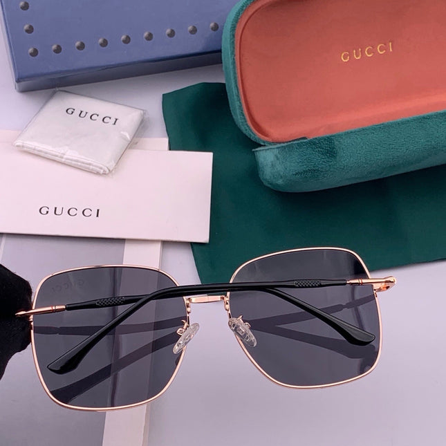 GUCCI 26S SQUARE FRAME IN METAL 426413