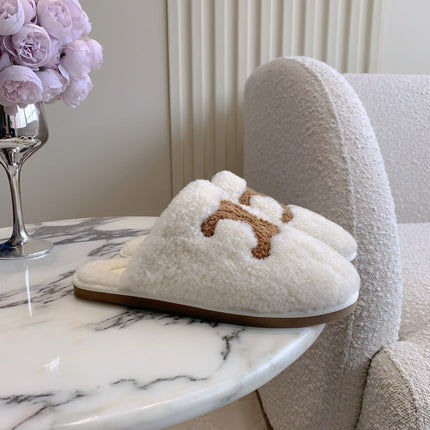 CELINE 26S MULES WITH LOGO IN WHITE AND BROWN WOOL