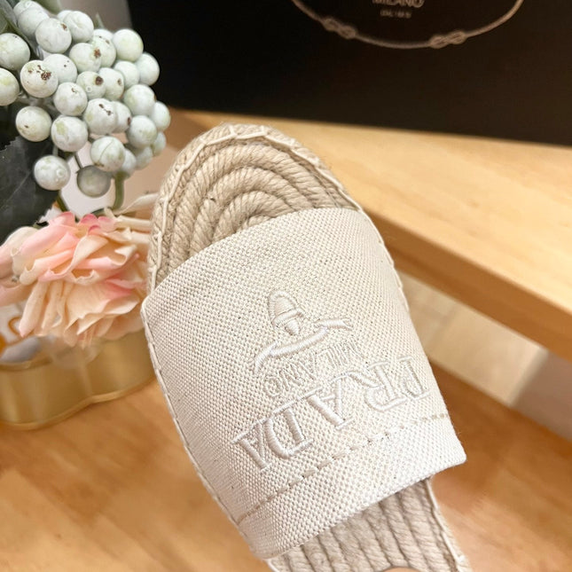PRA CROCHET SLIPPERS CREAMY WHITE LINEN FABRIC