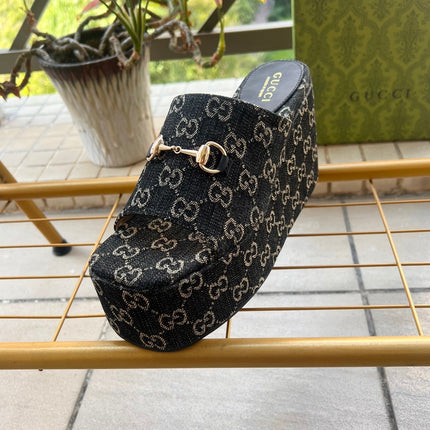 GUCCI 26S WEDGE SANDALS 100 MM IN BLACK DENIM